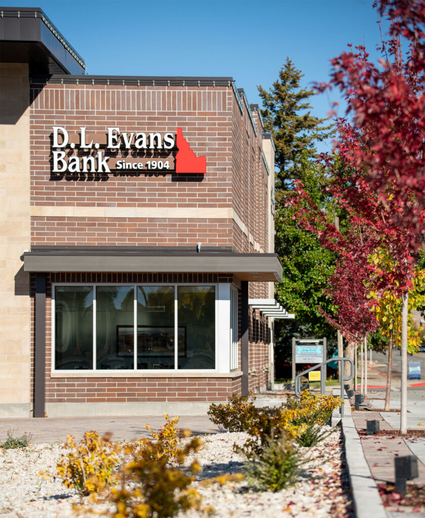 D.L. Evans Financial Institutions